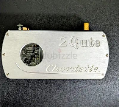 CHORD 2QUTE DAC/Headphone Amplifier (Silver), with dedicated MCRU linear power supply.