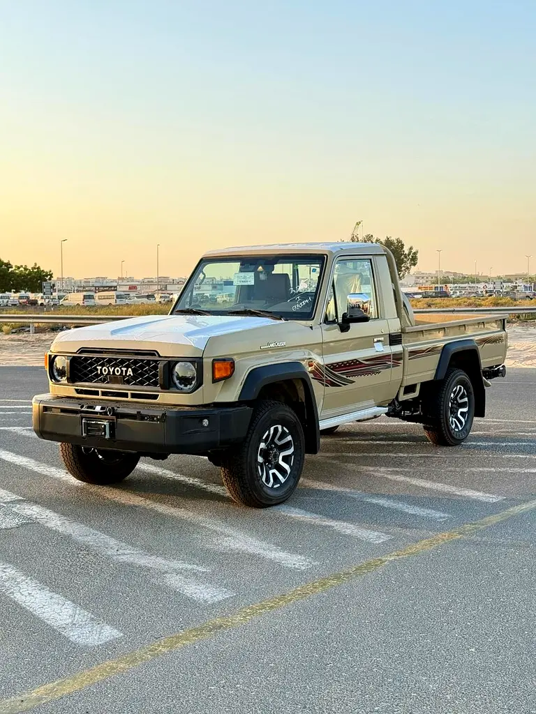 Toyota Land Cruiser 70 Series 2026 — photo 1 of 19