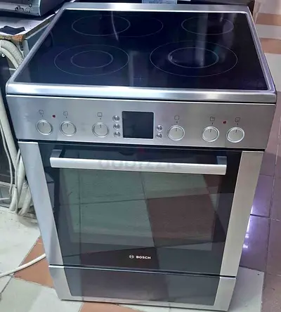 Bosch freestanding electric cooker with ceramic hob - good condition
