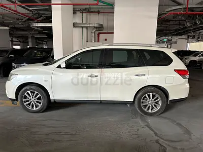 Nissan Pathfinder S 2015 GCC Specs - Single owner, Well Maintained
