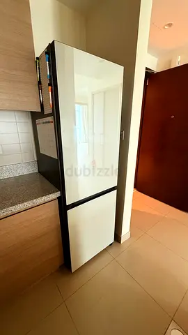 Samsung Fridge-Freezer – Excellent Condition – AED 2,000
