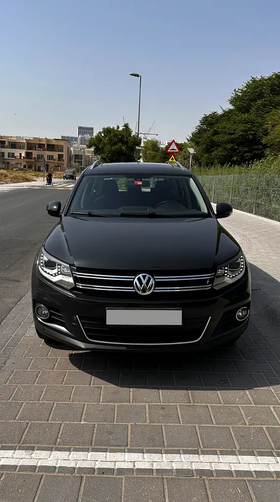 Volkswagen Tiguan 2016 — photo 1 of 12