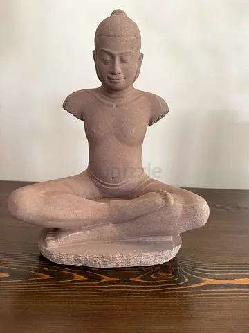 Buddha statue