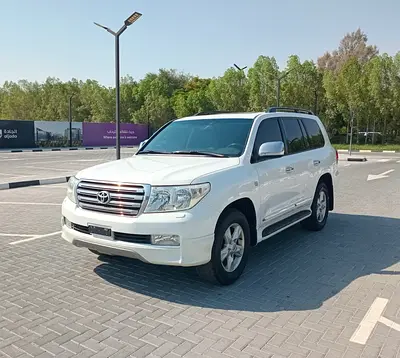 VXR V8 2010 GCC | NO PAINT | FIRST OWNER