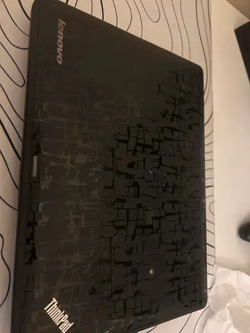 Lenovo thinkpad سعه قابل للتفاوض. Price is negotiable.