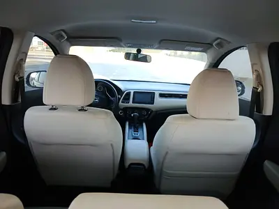 2021 Honda HR-V thumbnail 17