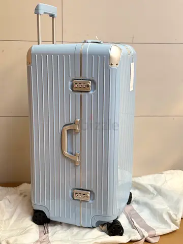 RIMOWA Hybrid Trunk Plus suitcase