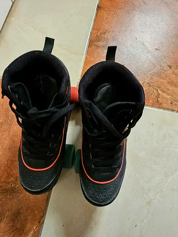 Original Oxelo roller skates
