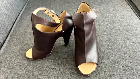 Vicini leather heels