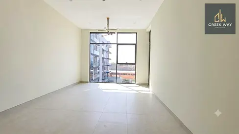 Brand New One Bedroom Near Metro With Chiller Free