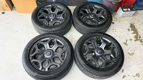 Jetour T2 wheels with tyres
