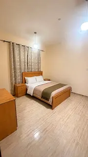 Furnished Masted room for rent including Internet and power