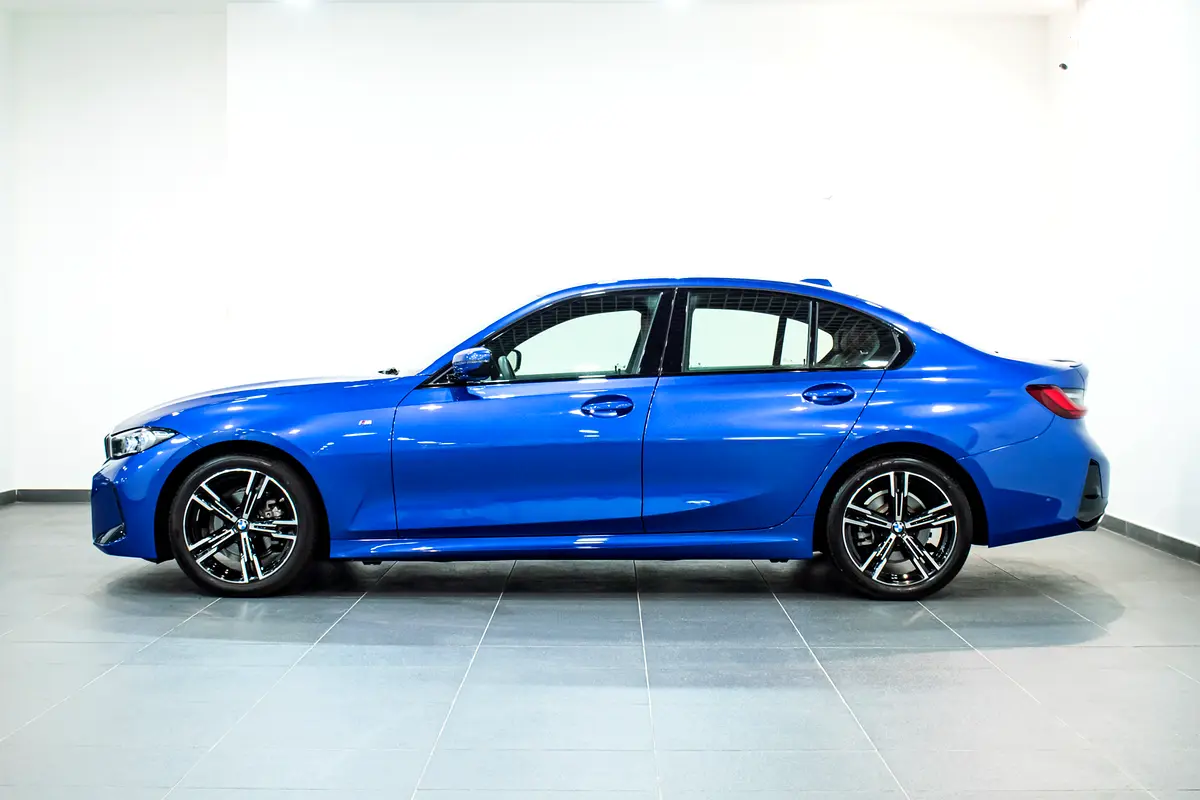 BMW 3-Series 2025