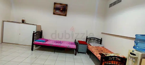 Executive Bed space for Keralite Muslim bachelors in France Cluster Q O3
