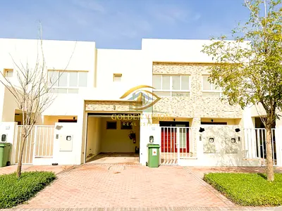 Upcoming 2BR with Maid’s Room | Coastal Living