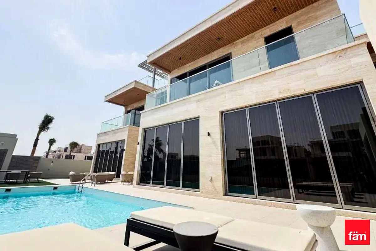 7br Luxury Living Mansion |Single Row | On Lagoon