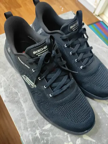 Black Skechers athletic sneakers - lightly used, comfortable fit