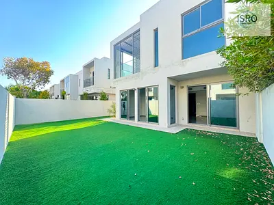 4bedroom villa in lilac