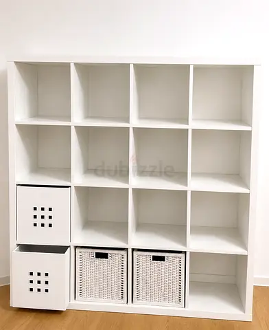 Cabinet / chest