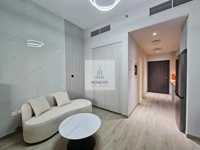 Studio Apartment | Century Tower | Balcony | Pool & Gym Access