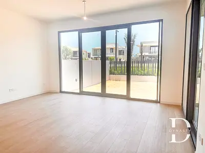 Large Plot|Bright & Spacious|1 Month Free