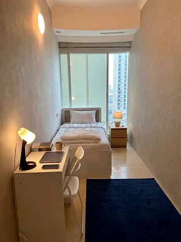 Partition with window - Near to DMCC Metro  Marina Mall - Ladies Only