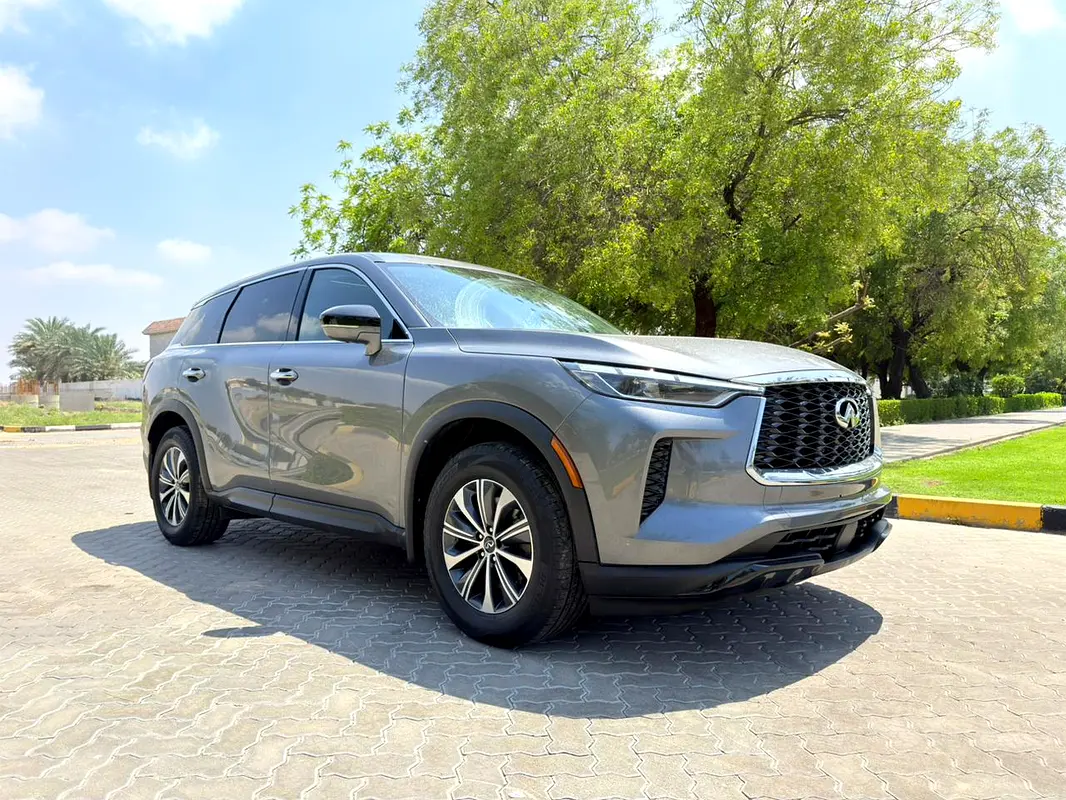 Infiniti QX60 2022 — photo 1 of 15