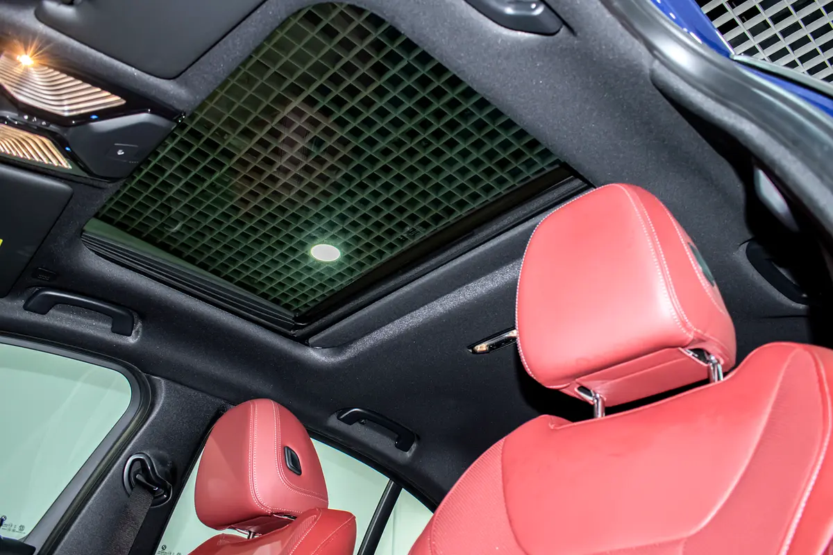 BMW 3-Series 2025