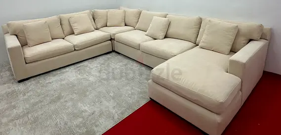Like new condition cratebarrel Ushape sofa