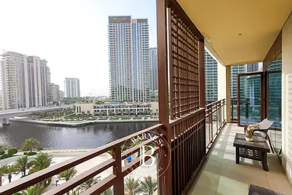 Exclusive | Waterfront Living | Beach | Investment