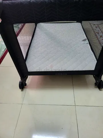 Cosco Portable Playpen / Playard - Baby Cot-Good Condition