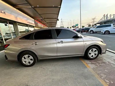 Toyota Yaris SE+, миниатюра 6