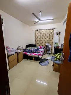 1bhk sharing available with single executive bachelor