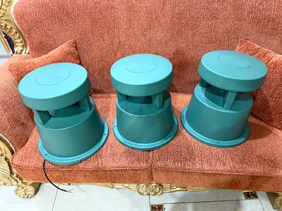 Brand new 3 pieces Bose FreeSpace 51 Full-range Loudspeaker