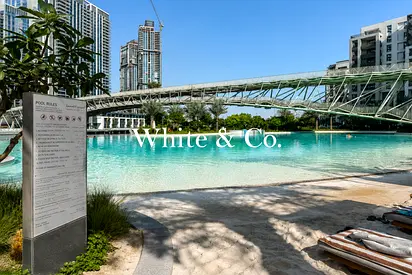 Fully Furnished|Community View|Vacant Now