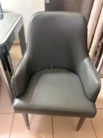 Dinning Table with chair six seater