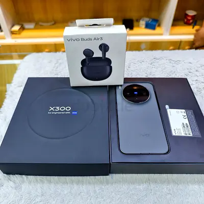 VIVO X 300 256GB STORAGE SAME like New