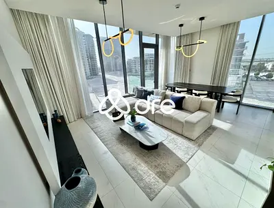 Fully Furnished Corner unit - Panoramic Views