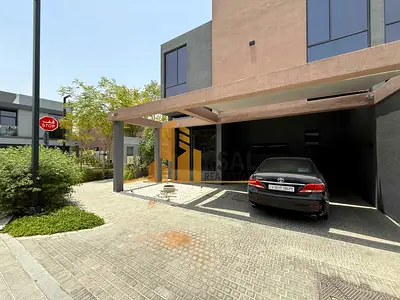 Luxurious spacious 4 Bedroom with Majlis room // corner unit Robinia Massar // Gated community