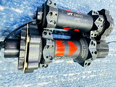 DT SWISS 240 RACHET SYSTEM 24 holes hub