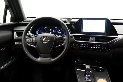 صورة 10 لـ 2024 Lexus UX-SERIES