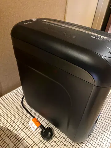 Paper shedders machine