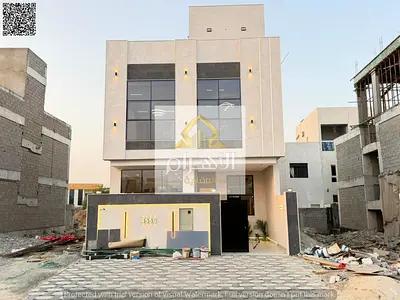 4 rooms with a roof terrace, custom finishing, prime location close to all services, registration and ownership fees included.