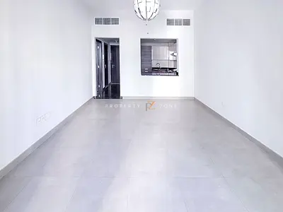 Vacant | Prime Location | Boulevard View