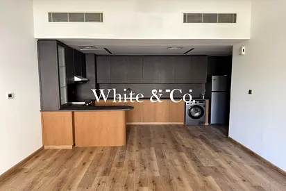 Upgraded | Garden View | Ready to move in