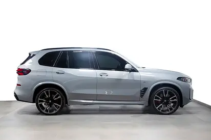 2025 BMW X5 — миниатюра 2