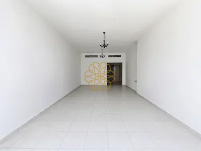 3BHK With Balcony & Store Free Parking