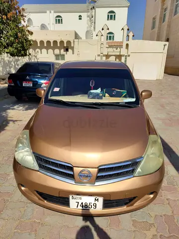 Nissan Tiida 2010 - Well Maintained Urgent Sale leaving the country