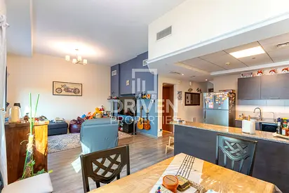 Duplex with Maids Room | 2 Parkings | VOT