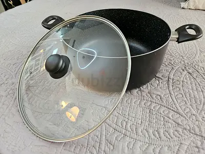 Non-stick Black Cooking Pot with Glass Lid - Medium/Large